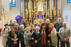 veronikin_rubac_s_duhovnicima__nakon_duhovne_obnove_u_osijeku__31.3.23